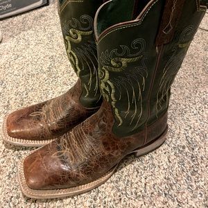 Ariat Square Toe Cowboy Boots